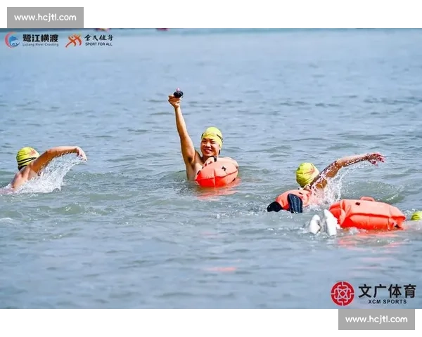 600 泳士搏浪鹭江！2025 横渡活动续写世纪传奇